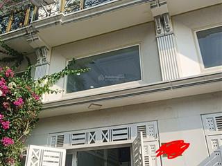 Trịnh đình trọng  5 tầng  4x12m nhà đẹp ở ngay khu nhà cao tầng dân trí cao.