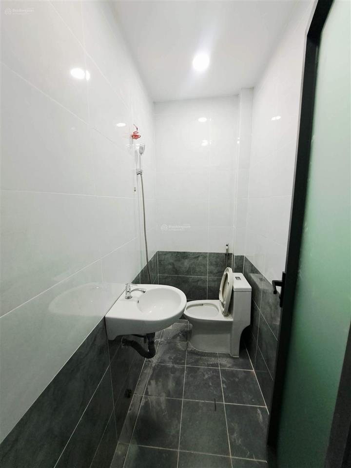 Bán nhà hẻm 8m thông gò dầu ( gần đường tân sơn nhì ) dt  4x12m  nhà 5 lầu  gía  7.5 tỷ tl