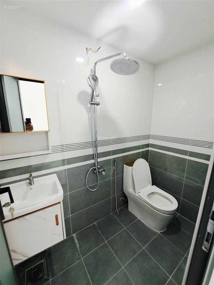 Bán nhà hẻm 8m thông gò dầu ( gần đường tân sơn nhì ) dt  4x12m  nhà 5 lầu  gía  7.5 tỷ tl