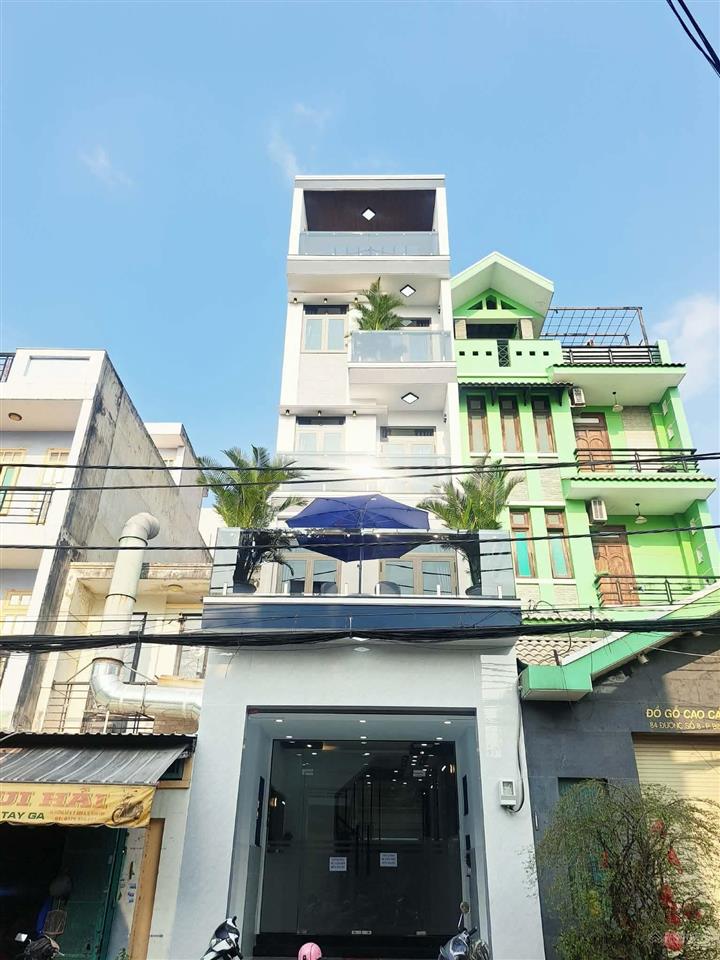 Nhà đẹp 68m2 hiếm gần khu aeon tên lửa  hẻm xe tải (7 chỗ để trong nhà) 2 mặt hẻm thông