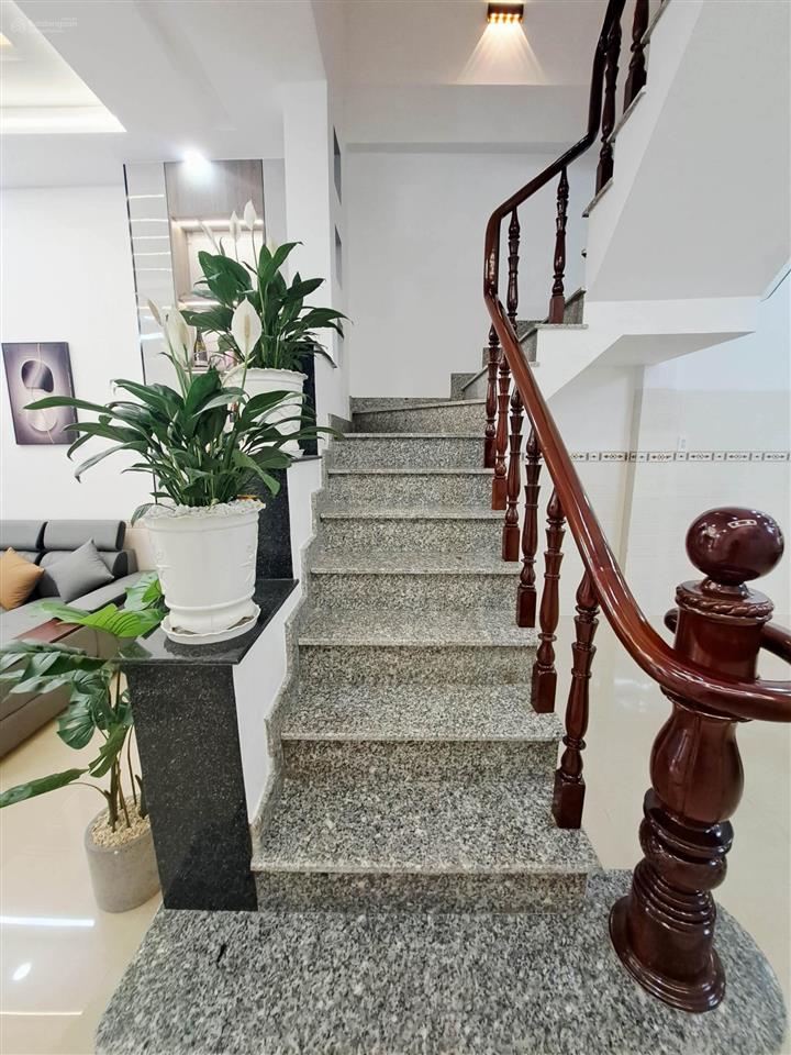Nhà giá rẻ diện tích 4.5x12m đường khuông việt chỉ 5.5 tỷ tl