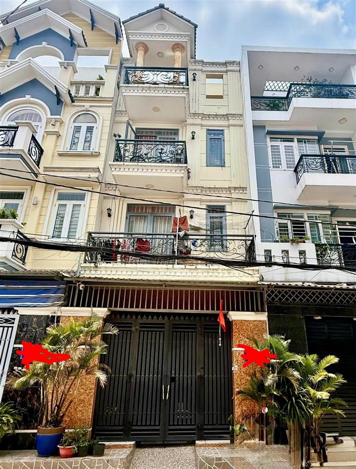 Nhà hẻm xe hơi, diện tích 4x17m, 1 trệt 3 lầu, gần đầm sen, giáp q11