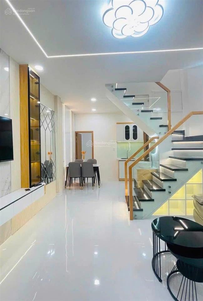 Chỉ 4.8 tỷ  nhà 3 tầng mới hẻm xe hơi lương thế vinh, 5x10m, full nội thất