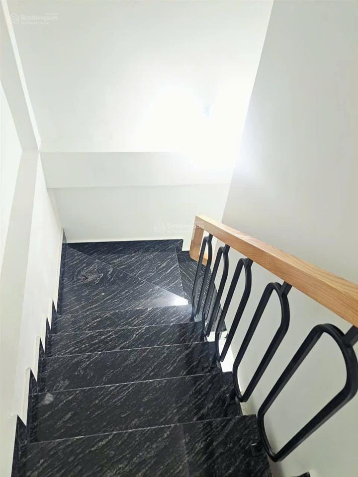 Chính chủ cần bán nhà âu cơ 75m2