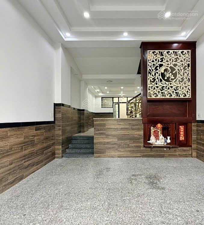 Nhà 4 tầng, ngay ngã tư bốn xã  phan anh  4pn  3wc