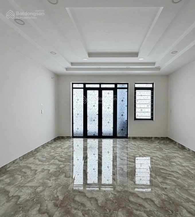 Nhà 4 tầng, ngay ngã tư bốn xã  phan anh  4pn  3wc