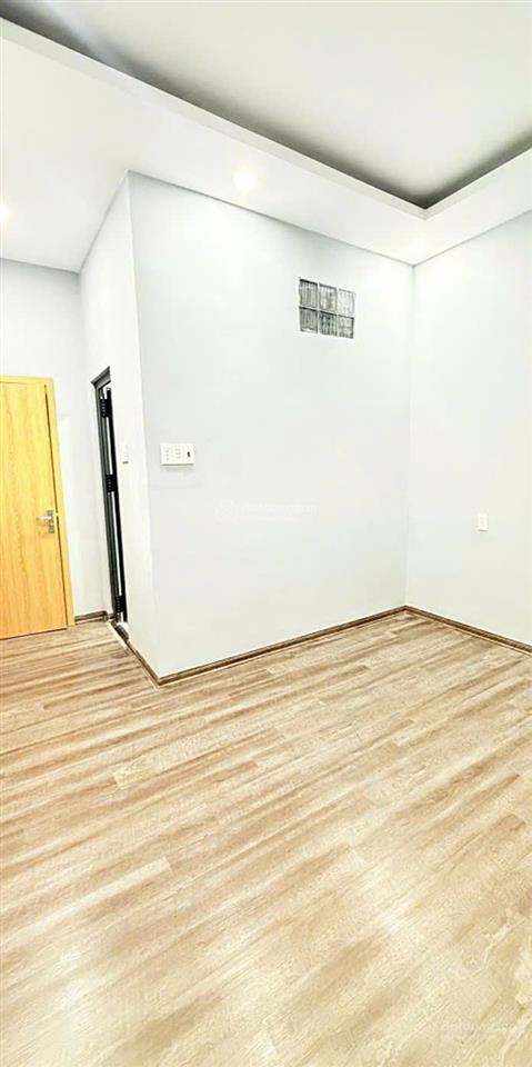 Bán nhà chính chủ gửi 45/16 nguyễn háo vĩnh 4x13m  3 lầu 6 tỷ
