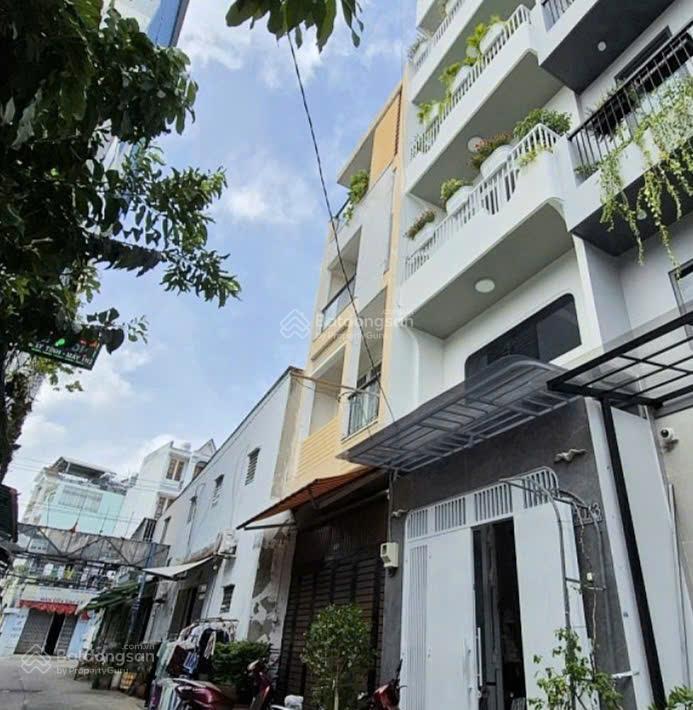 Tôi cần tiền gấp đành bán nhà này. 4 tầng, 4x17m, hẻm 10m, thoại ngọc hầu, 8,5 tỷ