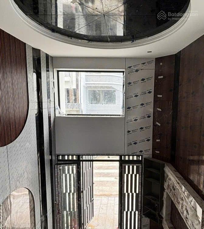 Bán nhà hai mặt tiền hương lộ 2 dt 64m2 đường xe tải thông ra bốn xã thoại ngọc hầu giá 9,x tỷ