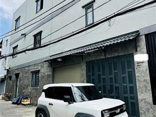 Tọa lạc ngã 4 âu cơ, quận 11  hxh cách 3 căn mặt tiền  ngang 10m  3 tầng mới đẹp  80m2