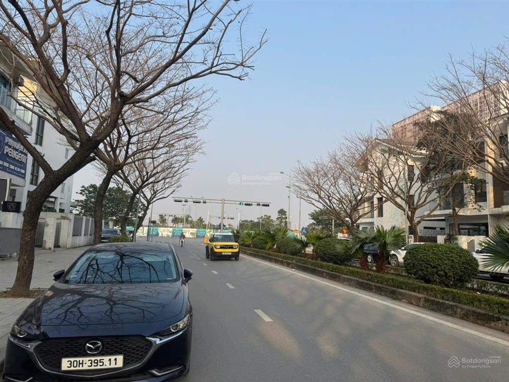 Chính chủ chuyển nhượng biệt thự căn góc ngoại giao  kđt dương nội