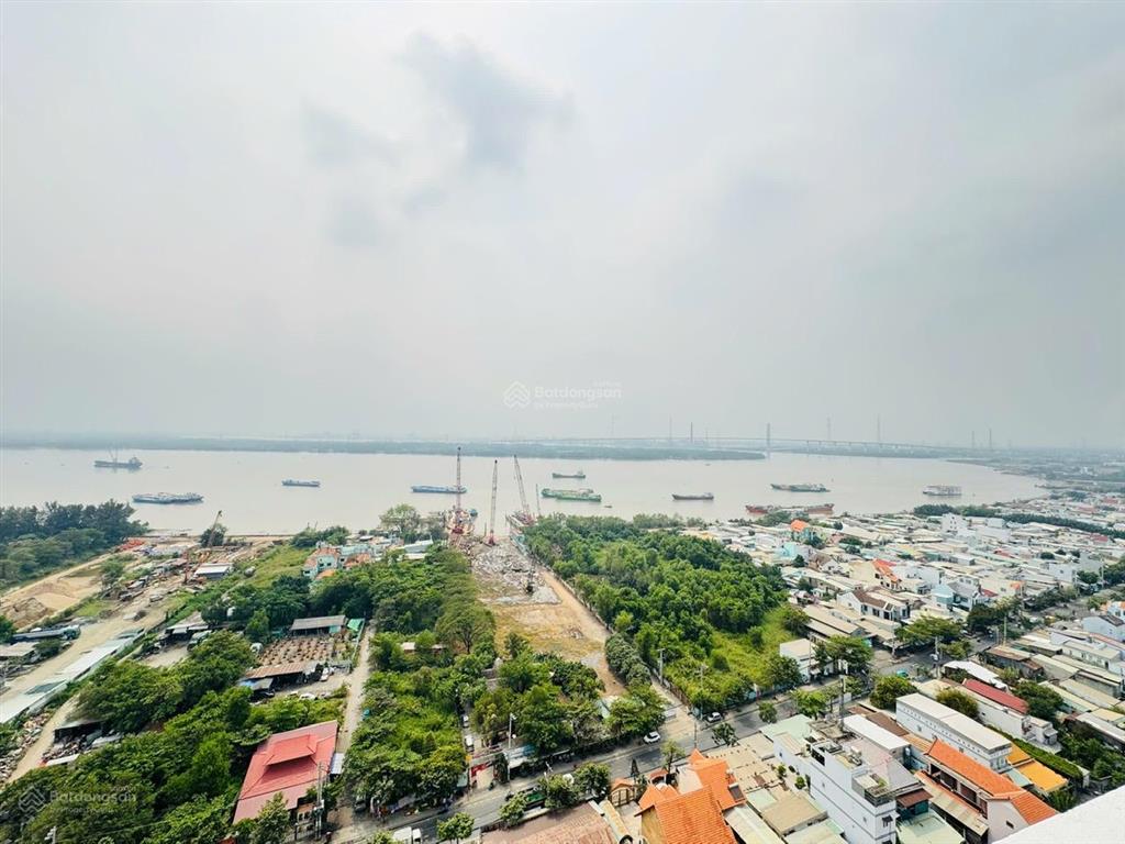 Bán căn hộ phú mỹ thuận  diện tích 319m²
