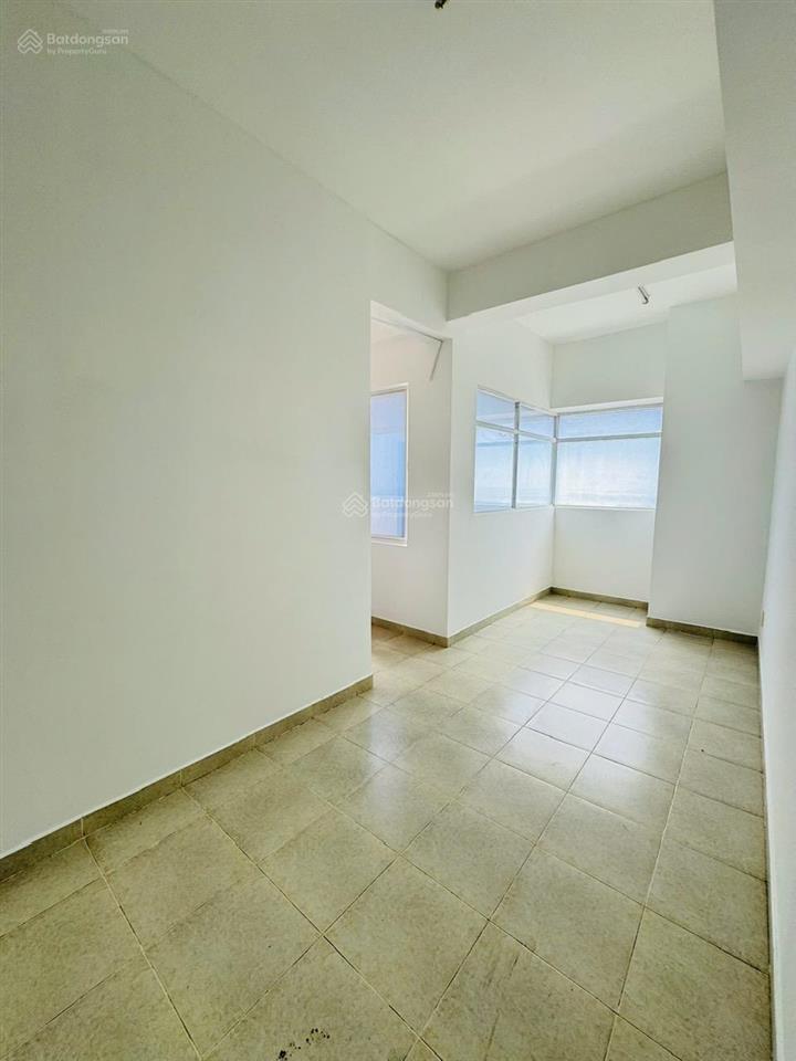Bán căn hộ phú mỹ thuận  diện tích 319m²