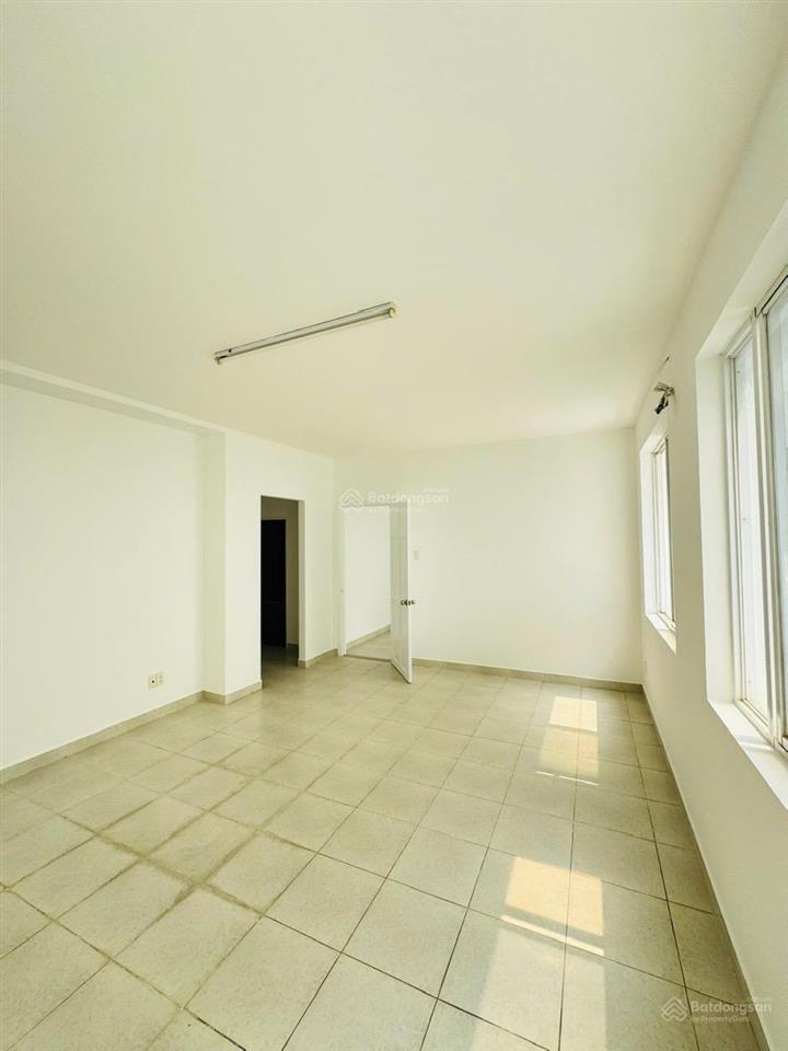 Bán căn hộ phú mỹ thuận  diện tích 319m²