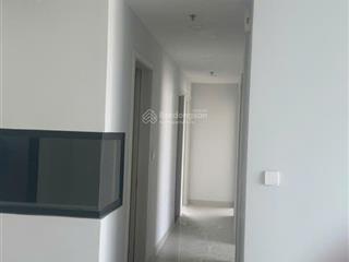 Cho thuê căn hộ cao cấp dhomme  trung tâm chợ lớn. q6