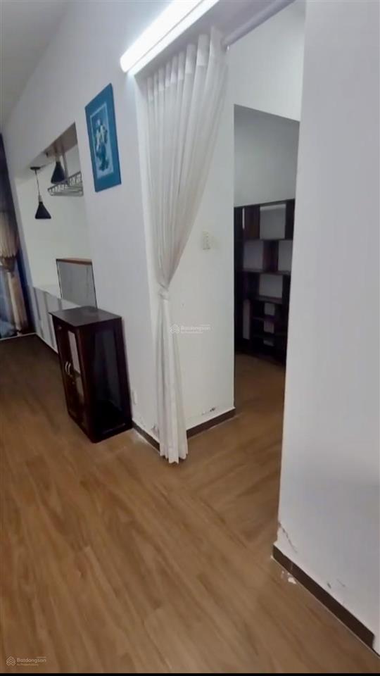 Cần bán gấp căn hộ chung cư thanh nhựt p7, q8, thang máy