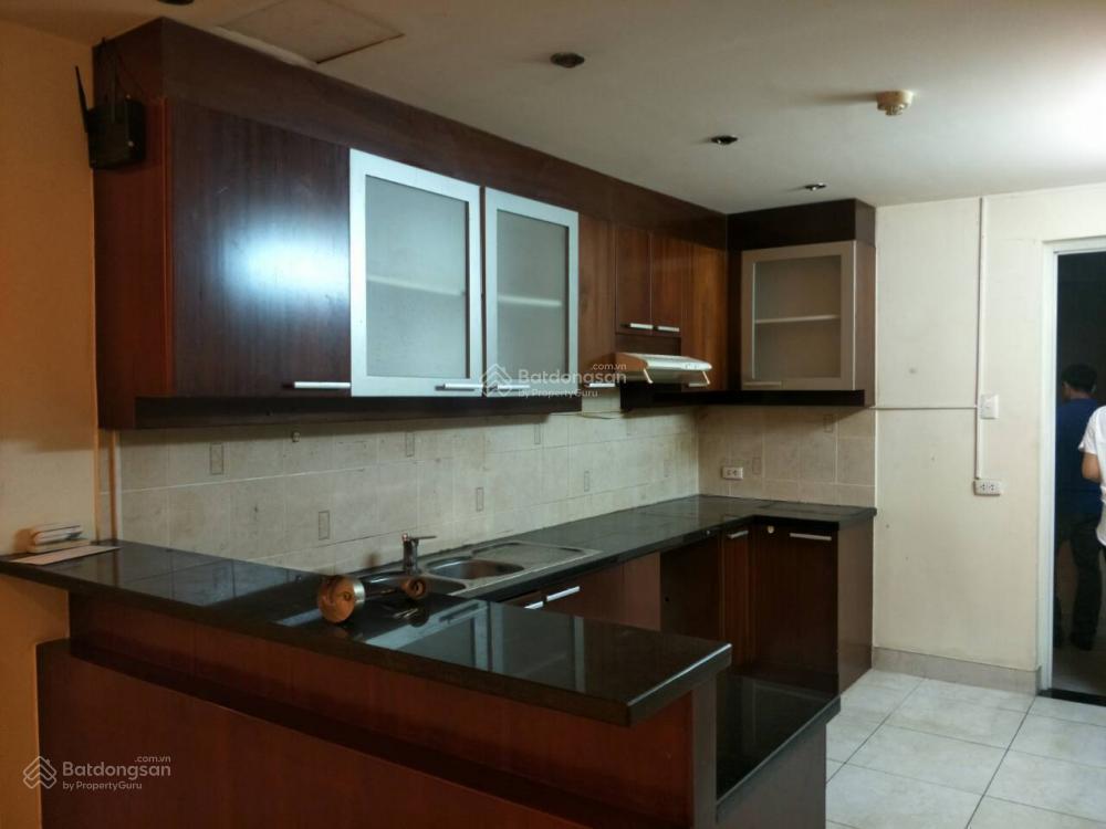 Cần bán căn hộ hùng vương plaza, phường 12, quận 5