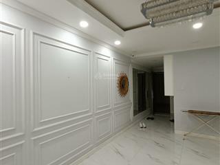 Cần bán căn hộ hùng vương plaza phường 12, quận 5