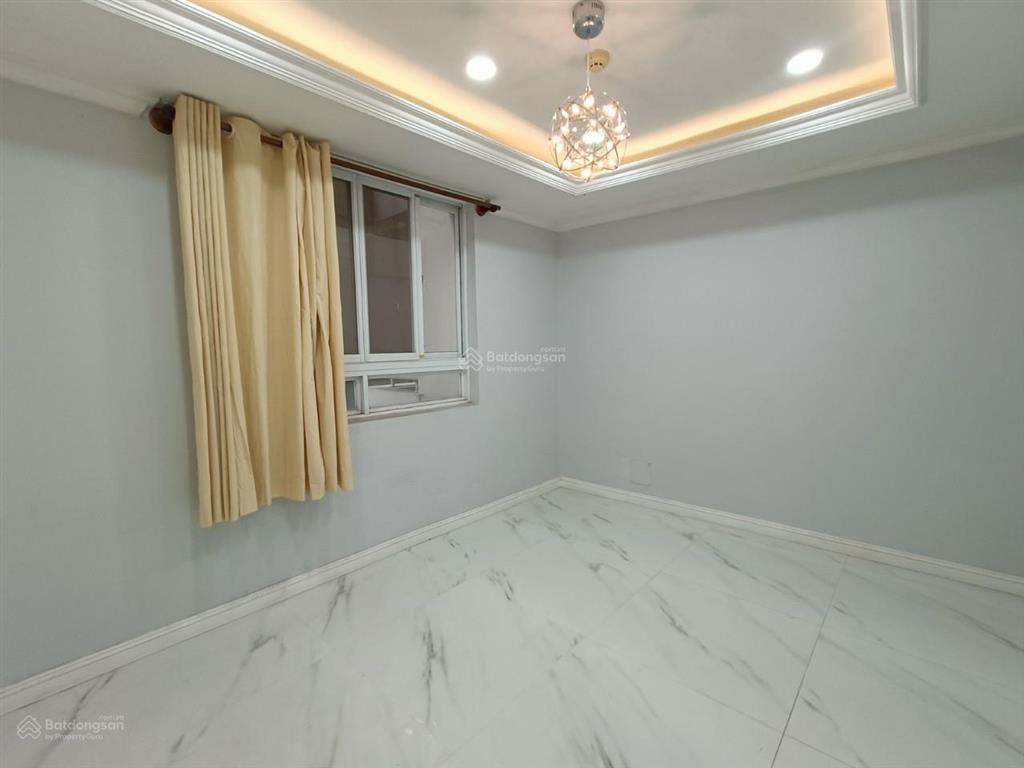 Cần bán căn hộ hùng vương plaza phường 12, quận 5