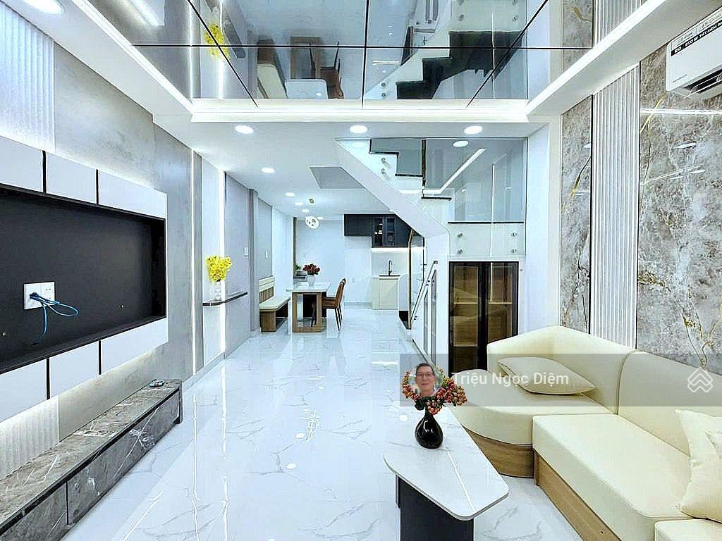 Nhà 5 tầng mới đẹp hẻm rộng 4m gần mặt tiền hoàng văn thụ phú nhuận. gần sân bay và công viên