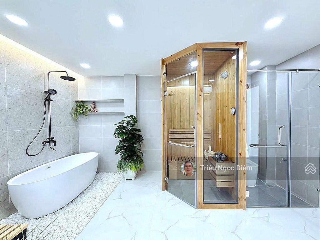 Nhà 5 tầng mới đẹp hẻm rộng 4m gần mặt tiền hoàng văn thụ phú nhuận. gần sân bay và công viên