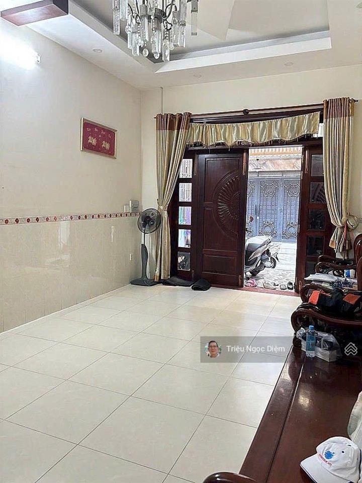 Xe hơi ngủ nhà đẹp nơ trang long 64m2 5 tầng khu dân trí cao chỉ 11.3 tỷ