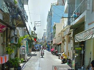 Nhà giáp quận 1 xe hơi tới nhà cách mặt tiền điện biên phủ 30m. nhà mới đẹp nội thất cao cấp.