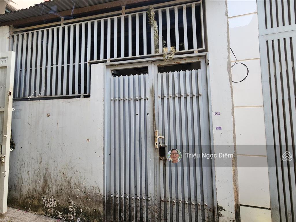 Lê văn sỹ phú nhuận
81m2 chỉ nhỉnh 9 tỷ hiếm trong khu vực .