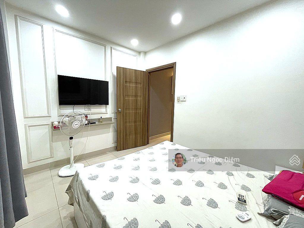 Nhà đẹp 3 tầng quận 3 hẻm xe hơi 6 mét thông lê văn sỹ full nội thất.