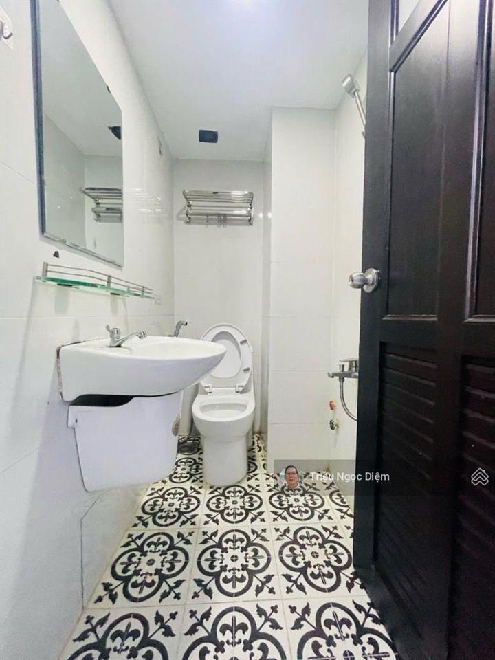 Chdv xô viết nghệ tĩnh, p.21, bình thạnh. 60m2 (5m x 12m) nhà 4 tầng thu nhập 35tr/th . chỉ 8.5 tỷ