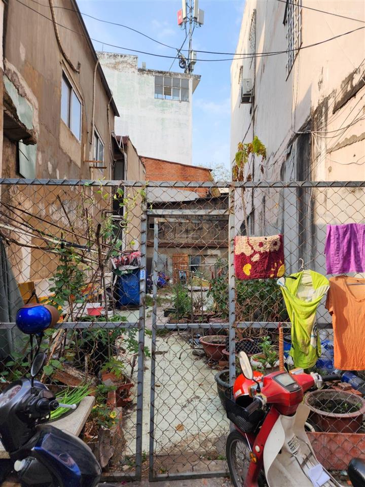 Đất trung tâm quận 3 hẻm xe hơi thông 79m2 nở hậu đẹp . nhỉnh 100 triệu/1m2.