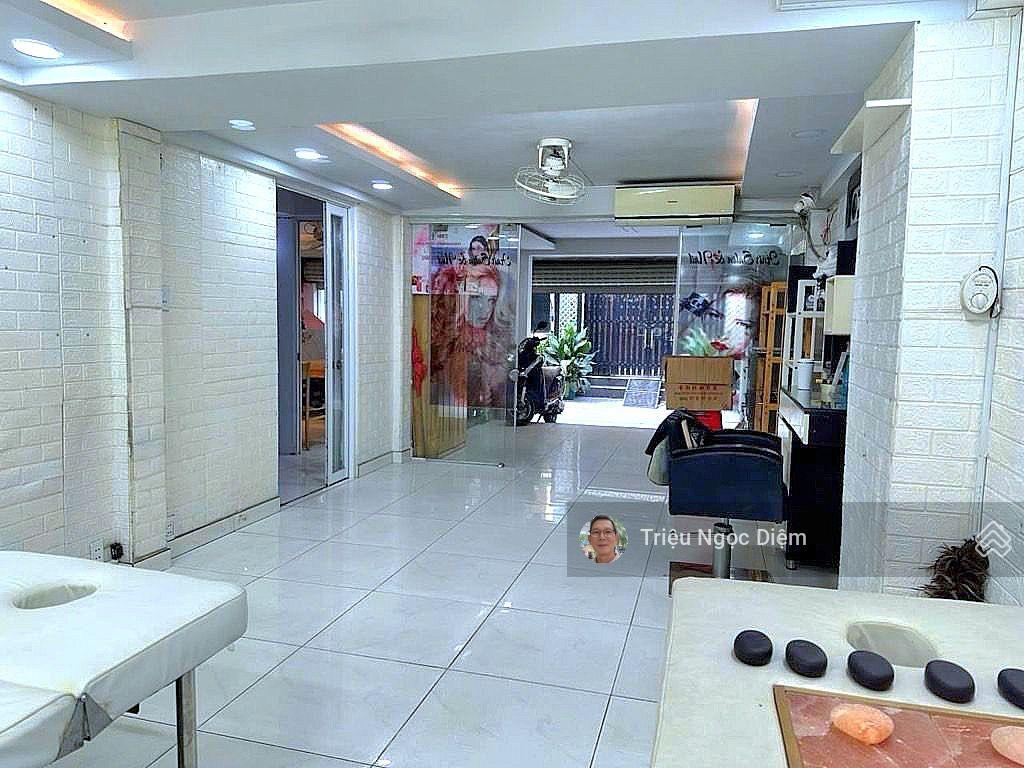 Nhà ngang 7.4 mét hẻm ô tô 1 trục 81m2 7pn ở sướng hoặc mở văn phòng công ty .