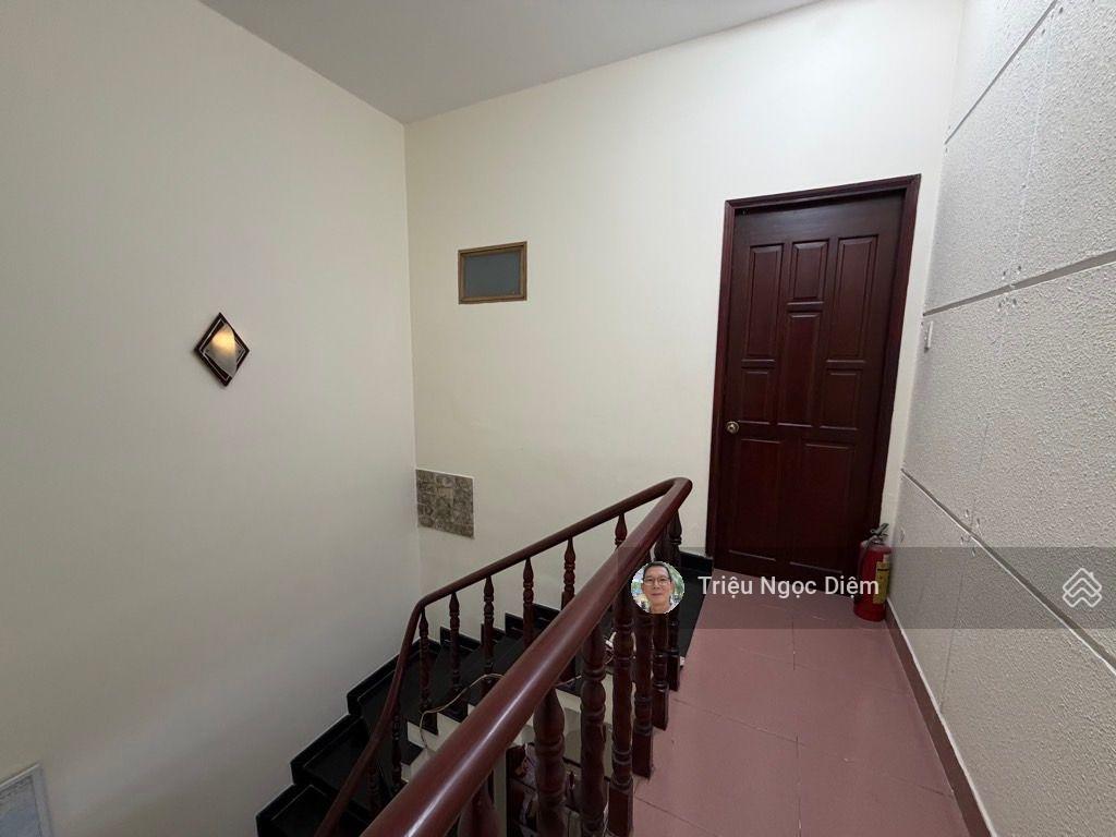 Gấp bán nhà xô viết nghệ tĩnh khu vip p19 . 80m2. giáp q1 gần chợ thị nghè. chỉ 10.9 tỷ .