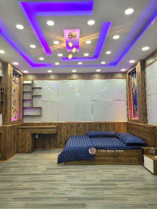 Bán nhà mặt tiền hẻm nhựa 10 mét điện biên phủ đối diện landmark 81 khu vip tân cảng bình thạnh