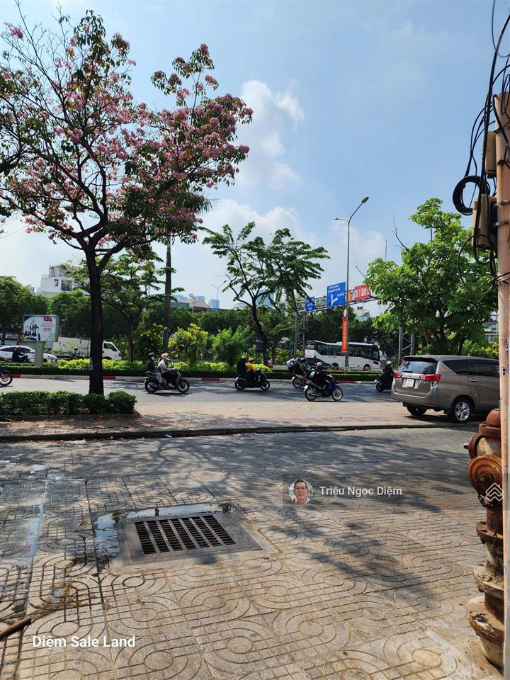 Bán nhà bình thạnh diện tích lớn 92m2 ngang 5m nỡ hậu gần mặt tiền điện biên phủ giáp q1 chỉ 10 tỷ