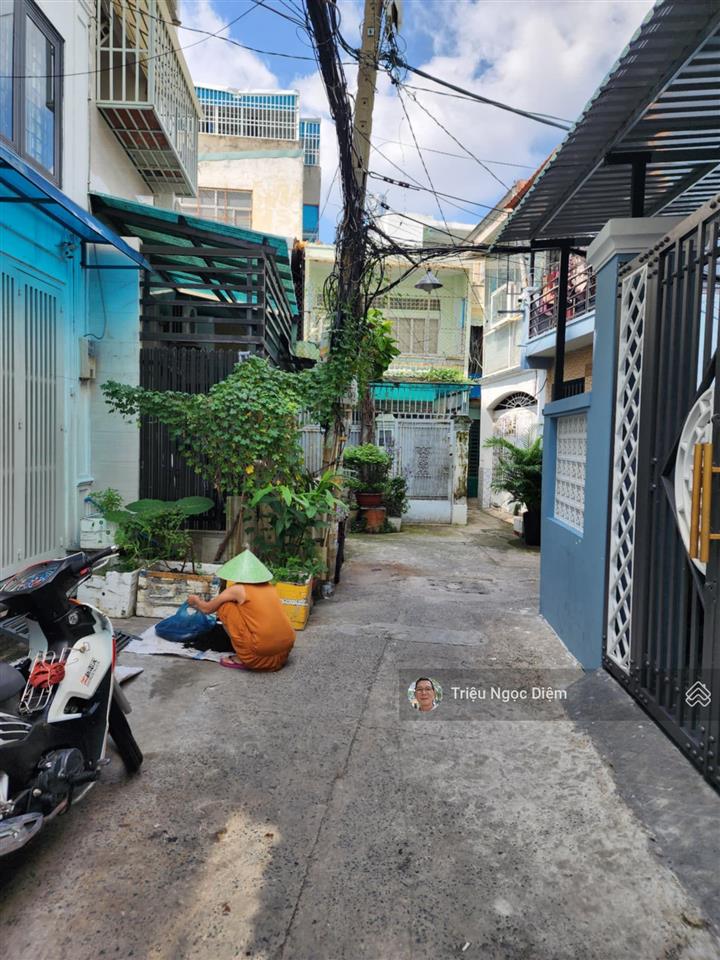 Chdv 12 phòng thu nhập 45 triệu/tháng.96m2. 3 tầng điện biên phủ. bình thạnh. chỉ 11.5 tỷ.