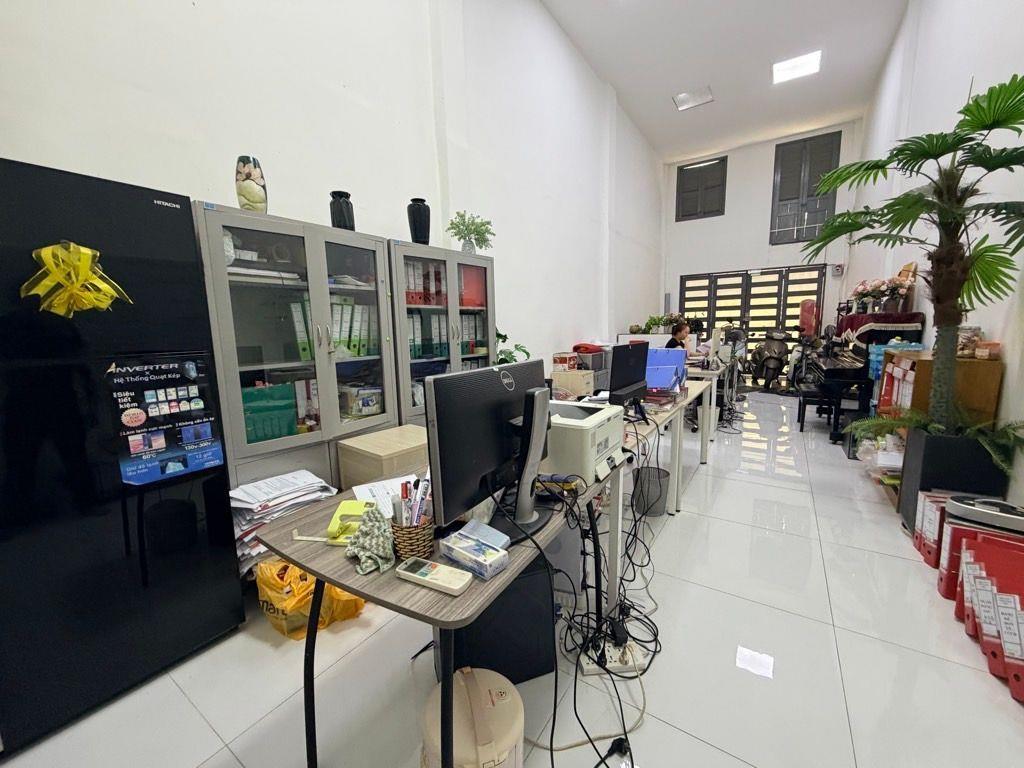 Siêu phẩm điện biên phủ p17 bình thạnh hẻm xe hơi 95m2 3 tầng giá 16.5 tỷ sát quận 1 .