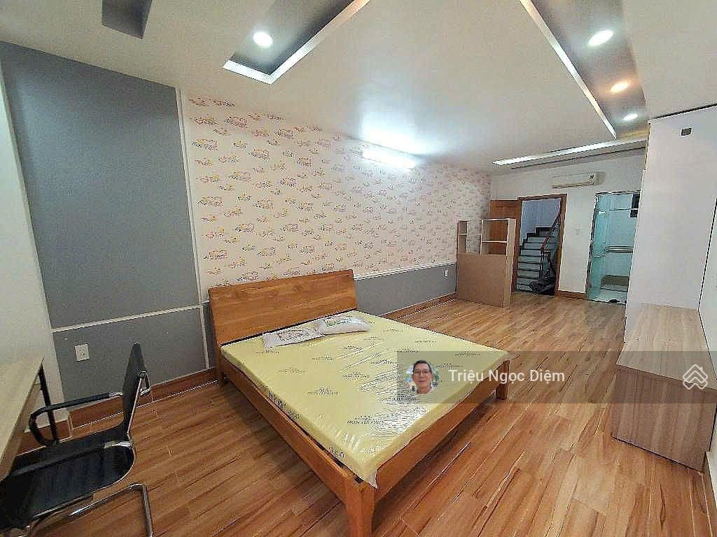 Chủ giảm mạnh giá chỉ 10.5 tỷ nhà mới 5 tầng btct full nội thất tt phú nhuận .