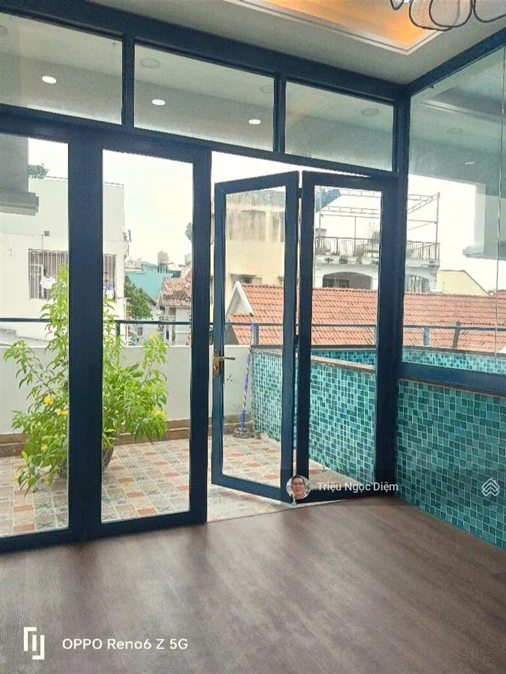 Gấp bán chỉ 16.5 tỷ nhà đẹp mặt tiền trần hữu trang nguyễn văn trỗi 72m2 4 tầng hầm thang máy