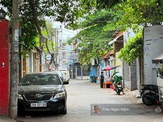 Giá mới 8.9 tỷ mặt tiền 4 tầng khu vip bình thạnh kinh doanh đỉnh chỉ 115 triệu/1m2 .