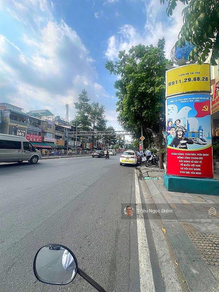 Mặt tiền nguyễn thái học bến thành giá mới 43 tỷ hiếm nhất khu vực