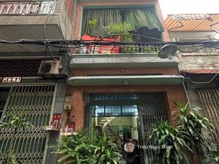 Giảm mạnh 5 tỷ nhà 2 mặt tiền võ văn kiệt quận 1 5 tầng 140m2 chỉ 155 triệu/1m2.