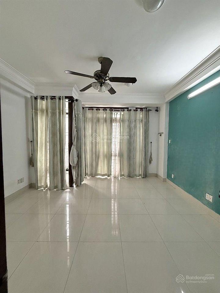 Giảm mạnh 2 tỷ bán nhà mặt tiền hoa lan phú nhuận có hầm ô tô 5 tầng chỉ còn 16.5 tỷ