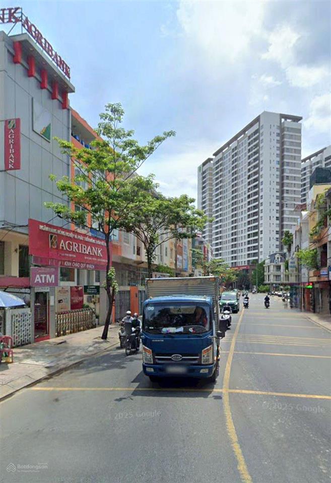 Giảm mạnh 1 tỷ chủ quyết bán nhanh giá 17.5 tỷ . mặt tiền kinh doanh phổ quang sát sân bay