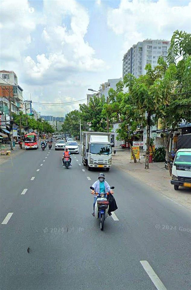 Mặt tiền kinh doanh quốc lộ 13 140m2 kinh doanh đỉnh sát bến xe miền đông giá chỉ 24.5 tỷ