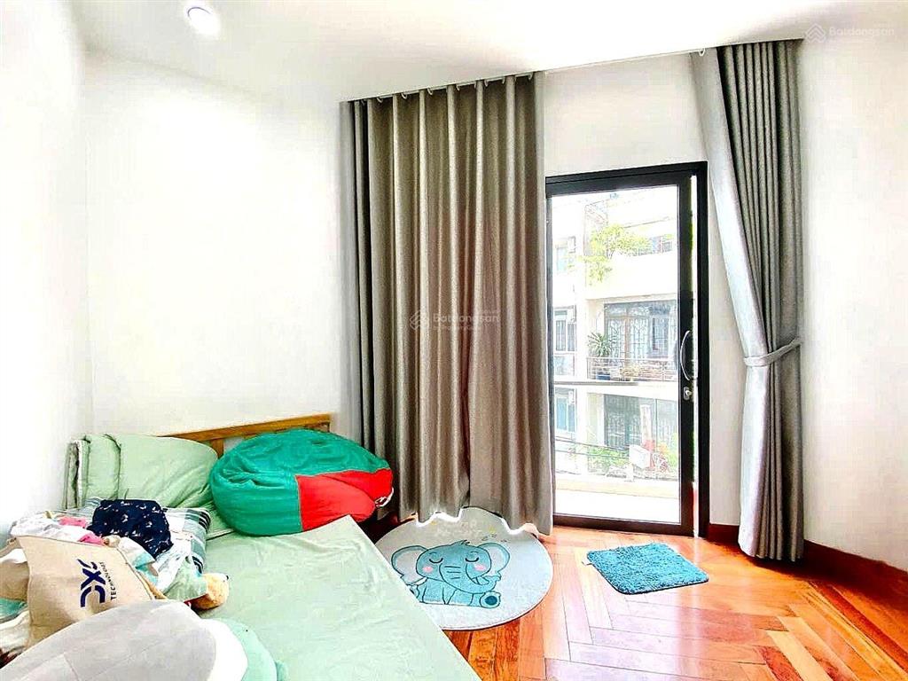 Giảm sâu 1 tỷ nhà 4 tầng hẻm xe tải 7m ngay bến xe miền đông chỉ còn 8.9 tỷ