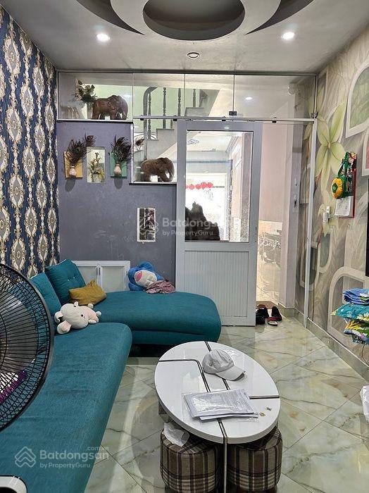 Giảm sốc còn 8.5 tỷ hxh 7 chỗ trung tâm phú nhuận 71.5m2 4 tầng kinh doanh tốt ko lộ giới