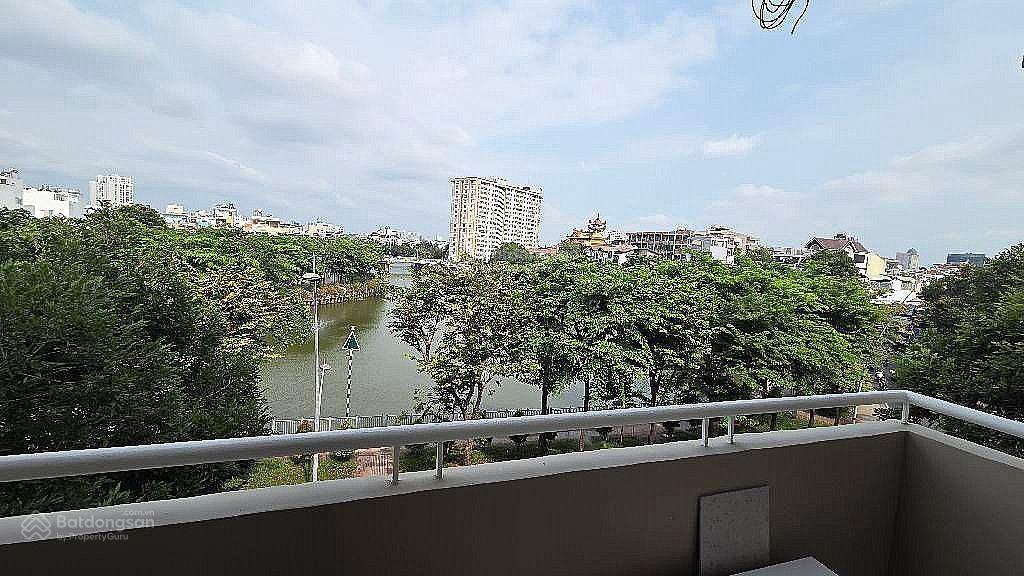 Chung cư 2pn cao cấp view bờ kè trực diện quận 1 full nội thất mới sổ hồng lâu dài