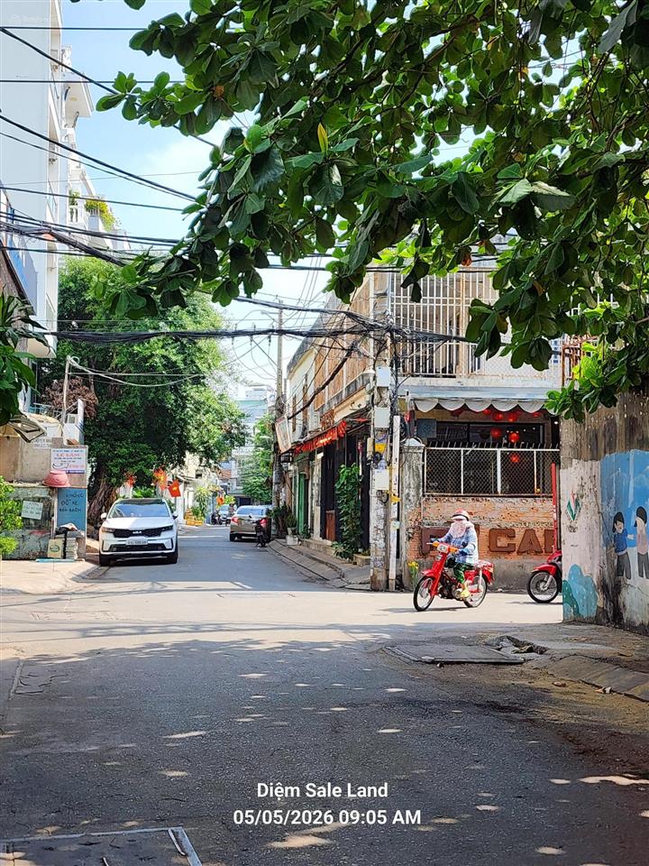 Hàng hiếm bình thạnh 96m2 ngang 4m nỡ hậu chỉ 9.3 tỷ không có căn thứ 2