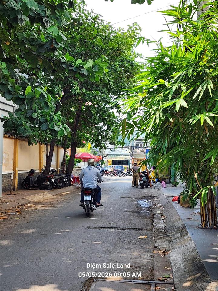 Hàng hiếm bình thạnh 96m2 ngang 4m nỡ hậu chỉ 9.3 tỷ không có căn thứ 2
